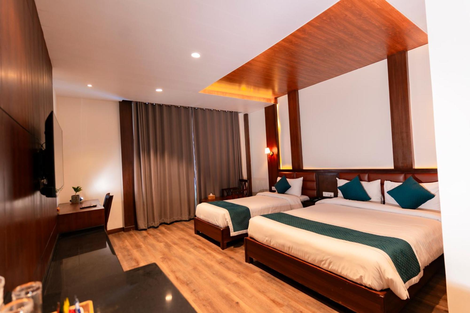 Galaxy Garden Resort Bharatpur  外观 照片